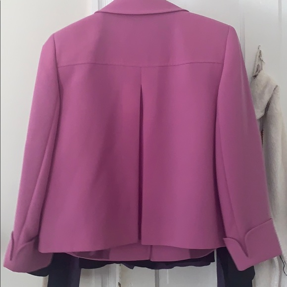 Women’s Tahari pink suit jacket - Picture 4 of 6